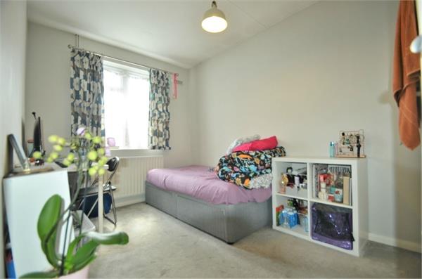 Daws Lane, Mill Hill